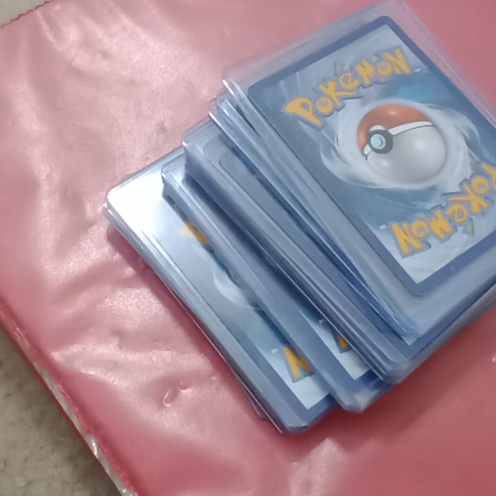 Reverse holo pokemon cards